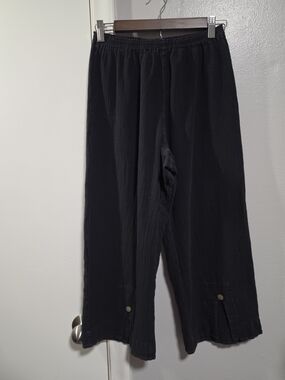 100% Cotton Cottonways S/M Black Cropped Pants With Button Detail On Slit Hem